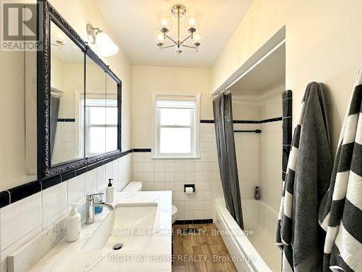 Main Floor - 57 Wilstead Drive, Newmarket, Ontario  L3Y 4T8 - Photo 10 - N13044806