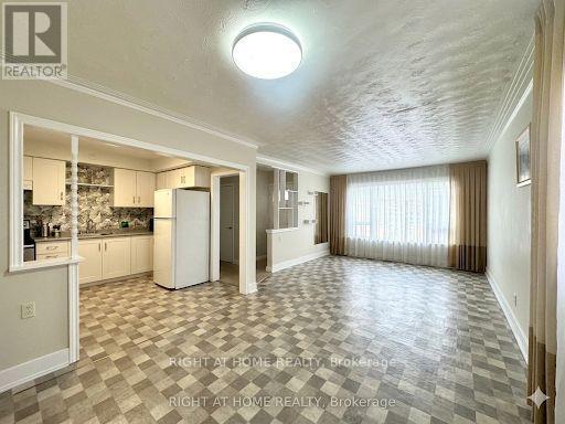 Main Floor - 57 Wilstead Drive, Newmarket, Ontario  L3Y 4T8 - Photo 2 - N13044806