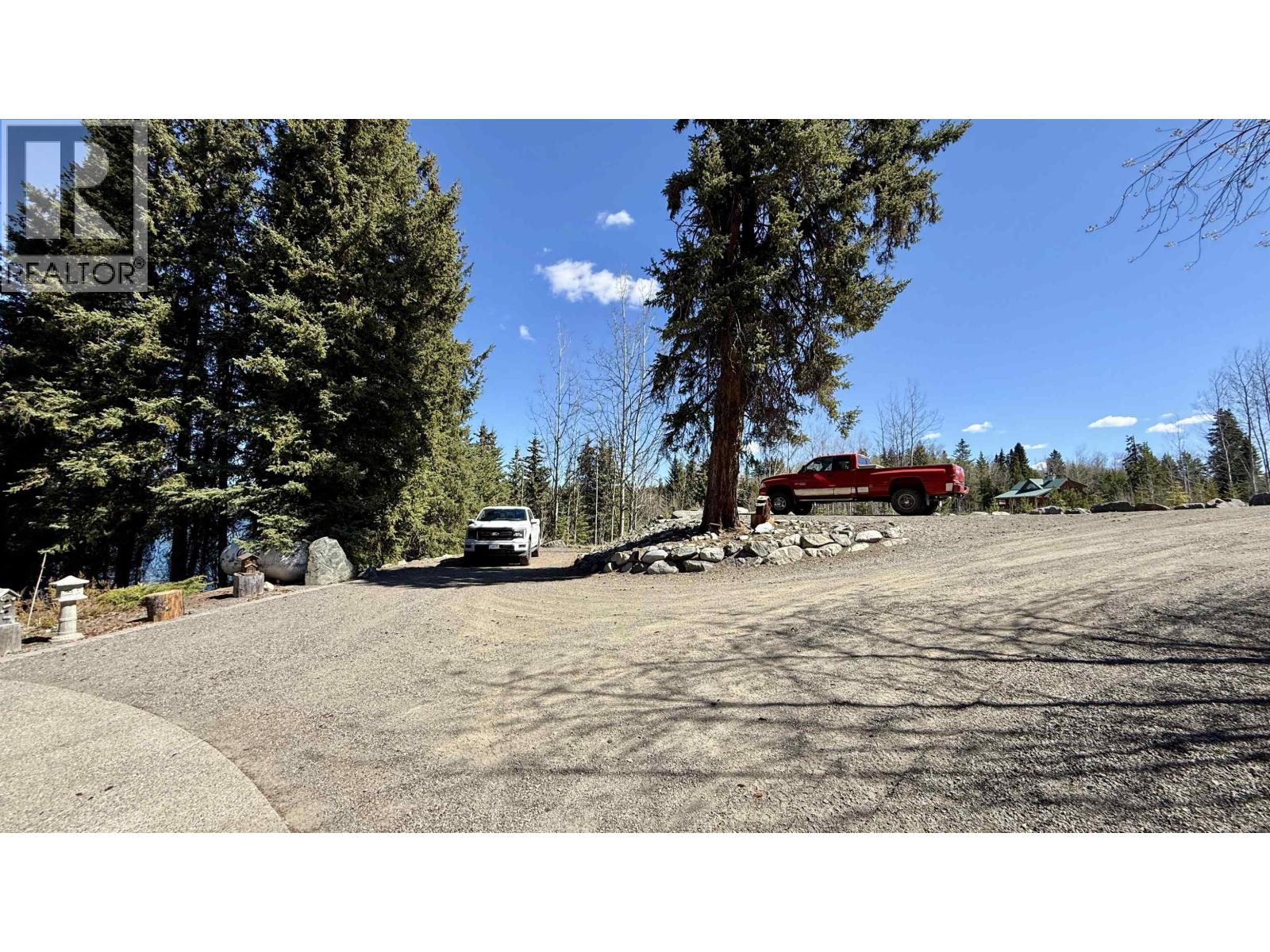 8187 Cottonwood Bay Road, Bridge Lake, British Columbia  V0K 1X2 - Photo 18 - R3121792