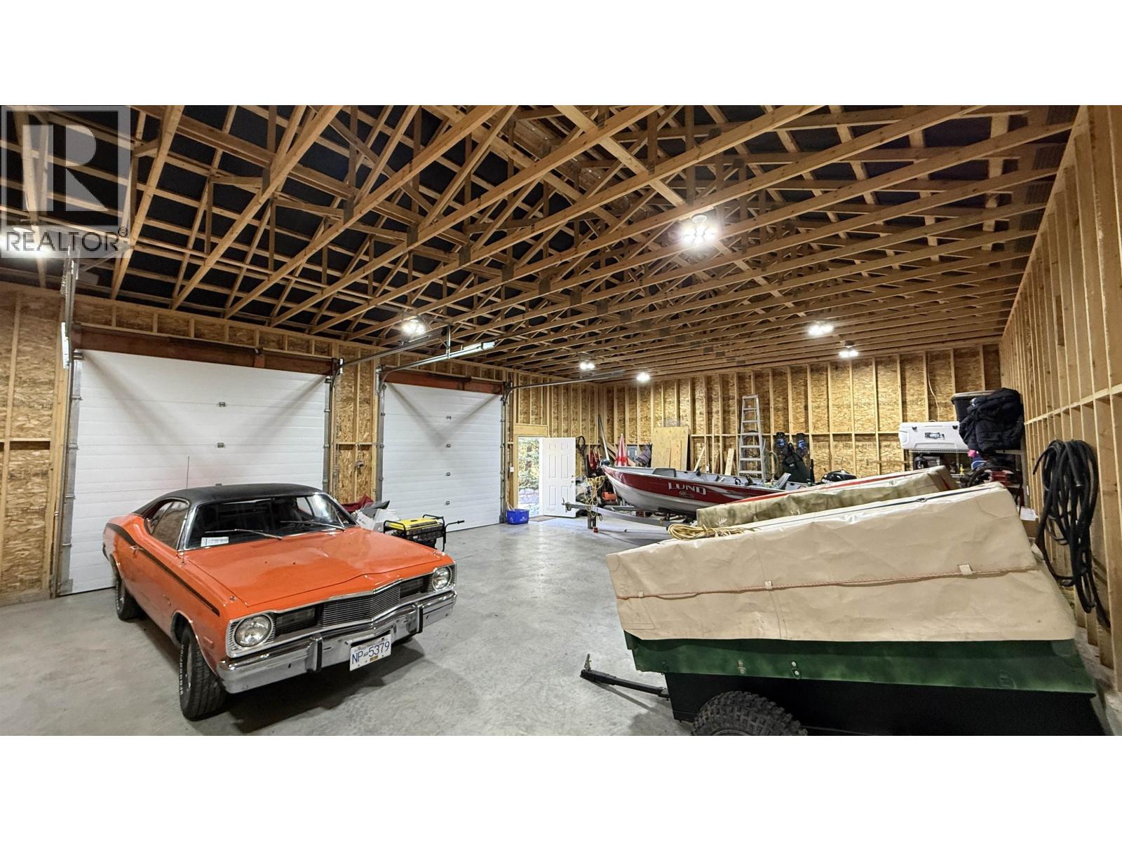 8187 Cottonwood Bay Road, Bridge Lake, British Columbia  V0K 1X2 - Photo 30 - R3121792