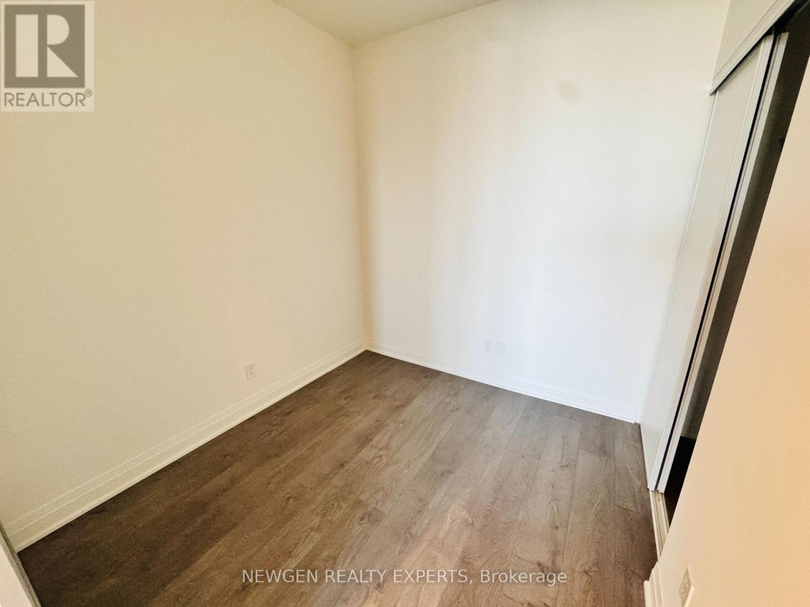 5611 - 4015 The Exchange, Mississauga, Ontario  L5B 1M7 - Photo 8 - W13107012