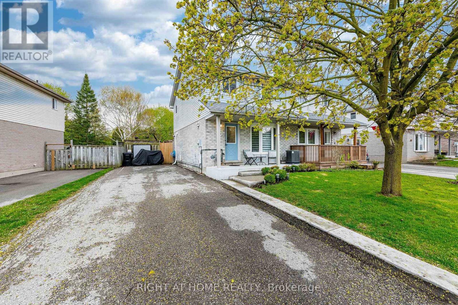 899 Elgin Street N, Cambridge, Ontario  N1R 8C4 - Photo 2 - X13109786