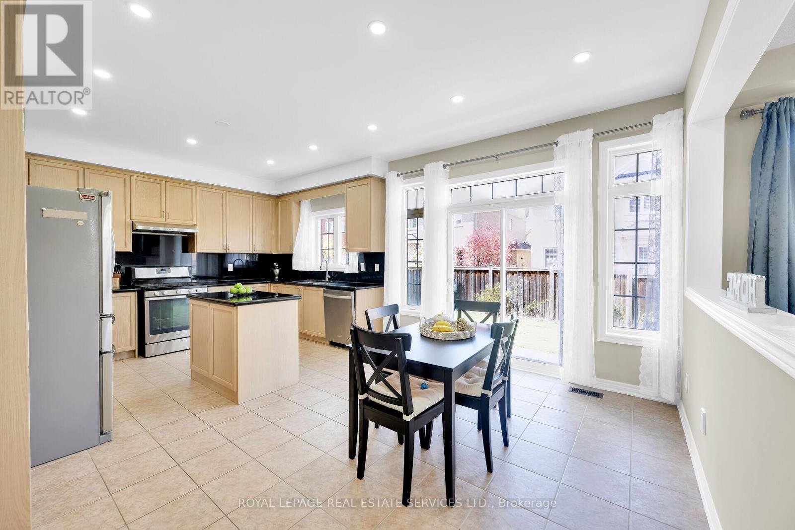 123 Attridge Crescent, Hamilton, Ontario  L0R 2H7 - Photo 8 - X13109826
