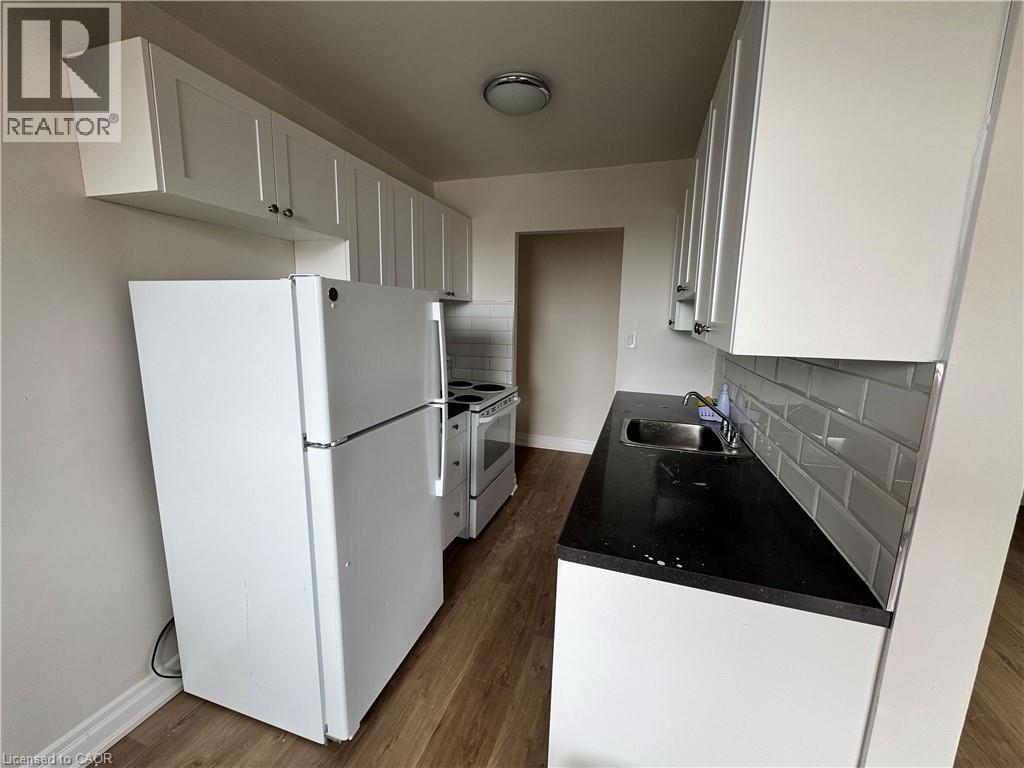 105 Tia Drive Unit# 305, Hamilton, Ontario  L8H 2N8 - Photo 6 - 40821986