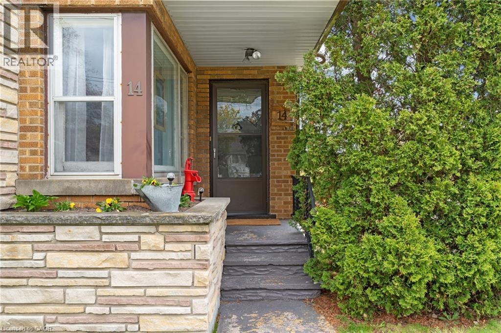 14 Sherring Street N, Hagersville, Ontario  N0A 1H0 - Photo 5 - 40828695