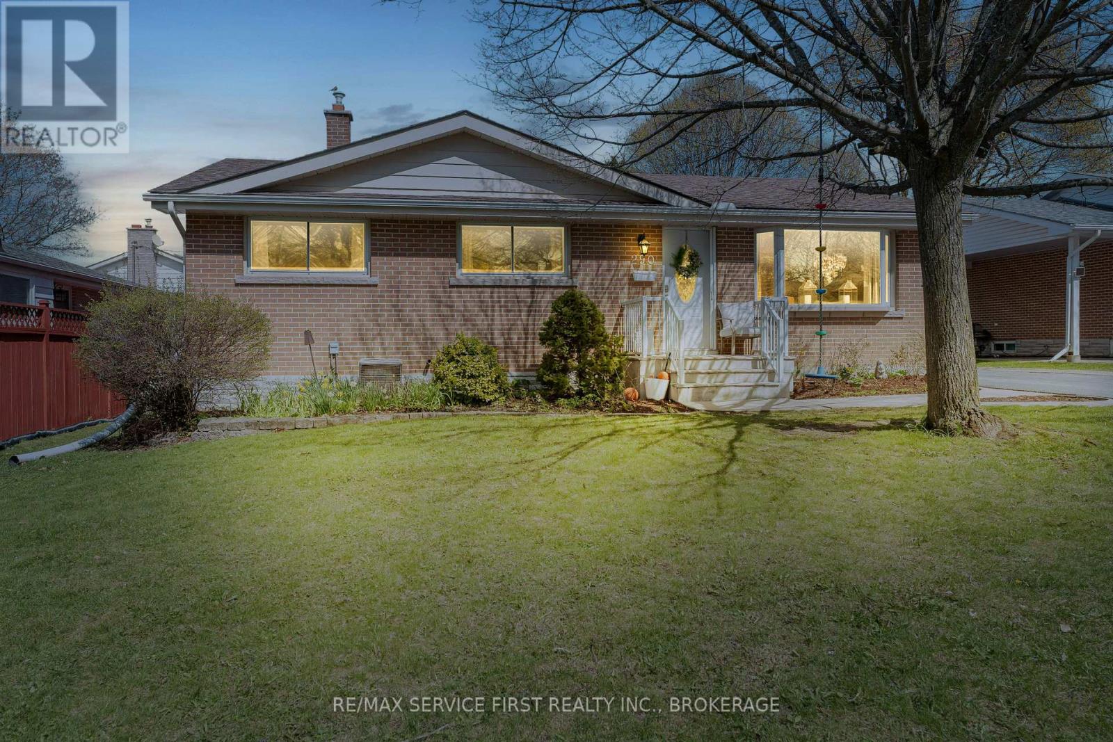 290 GLEN CASTLE ROAD, Kingston, Ontario