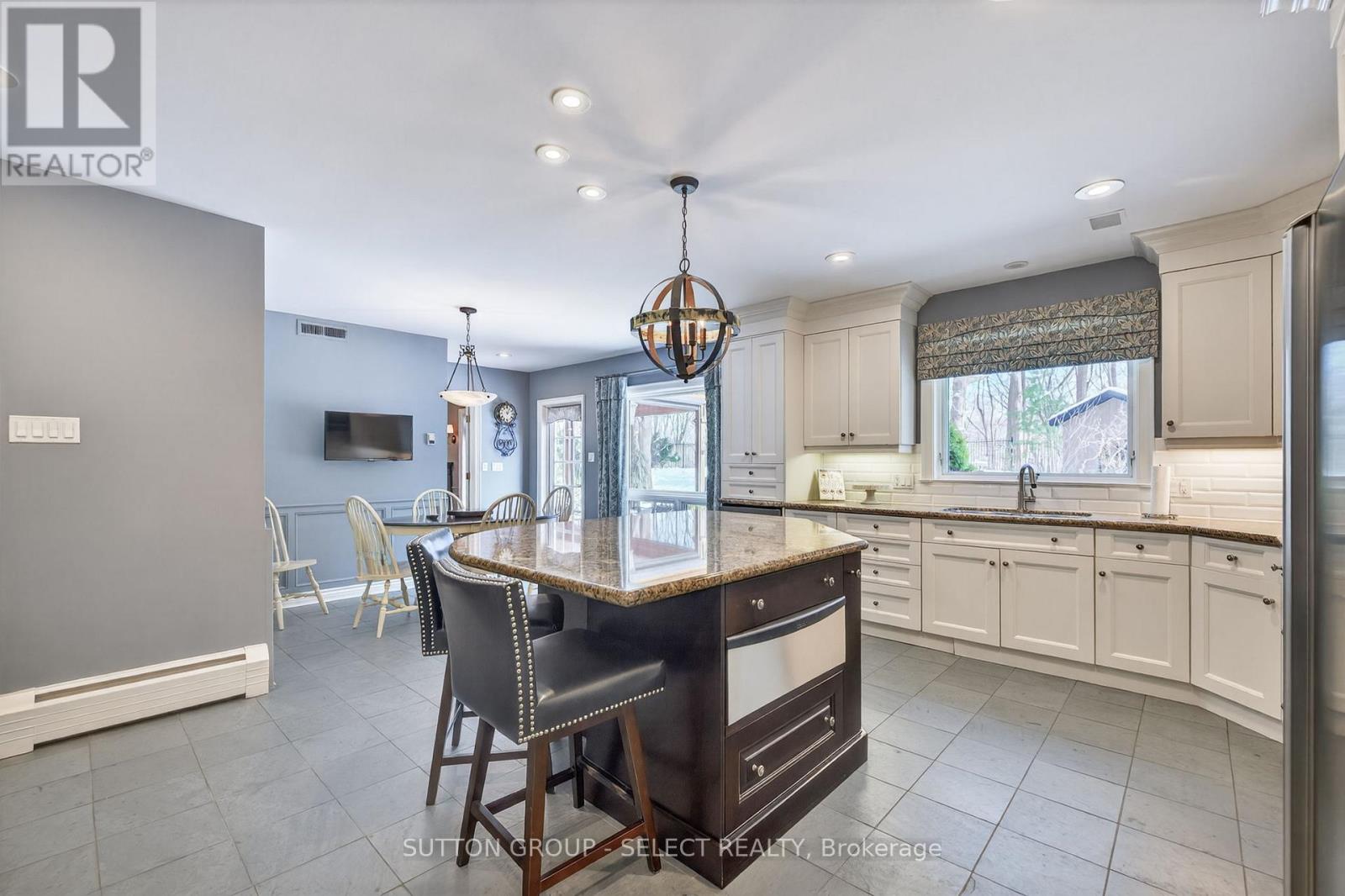 129 Wychwood Place, London North, Ontario  N6G 1S7 - Photo 12 - X13110210
