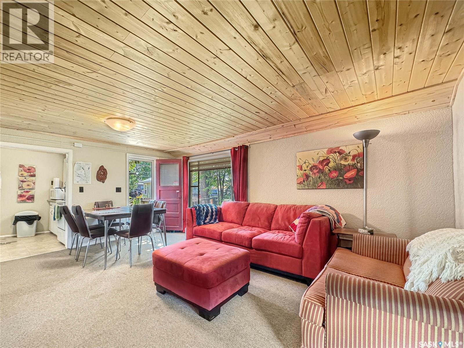 551 Joseph Crescent, Cochin, Saskatchewan  S0M 0L0 - Photo 6 - SK035550