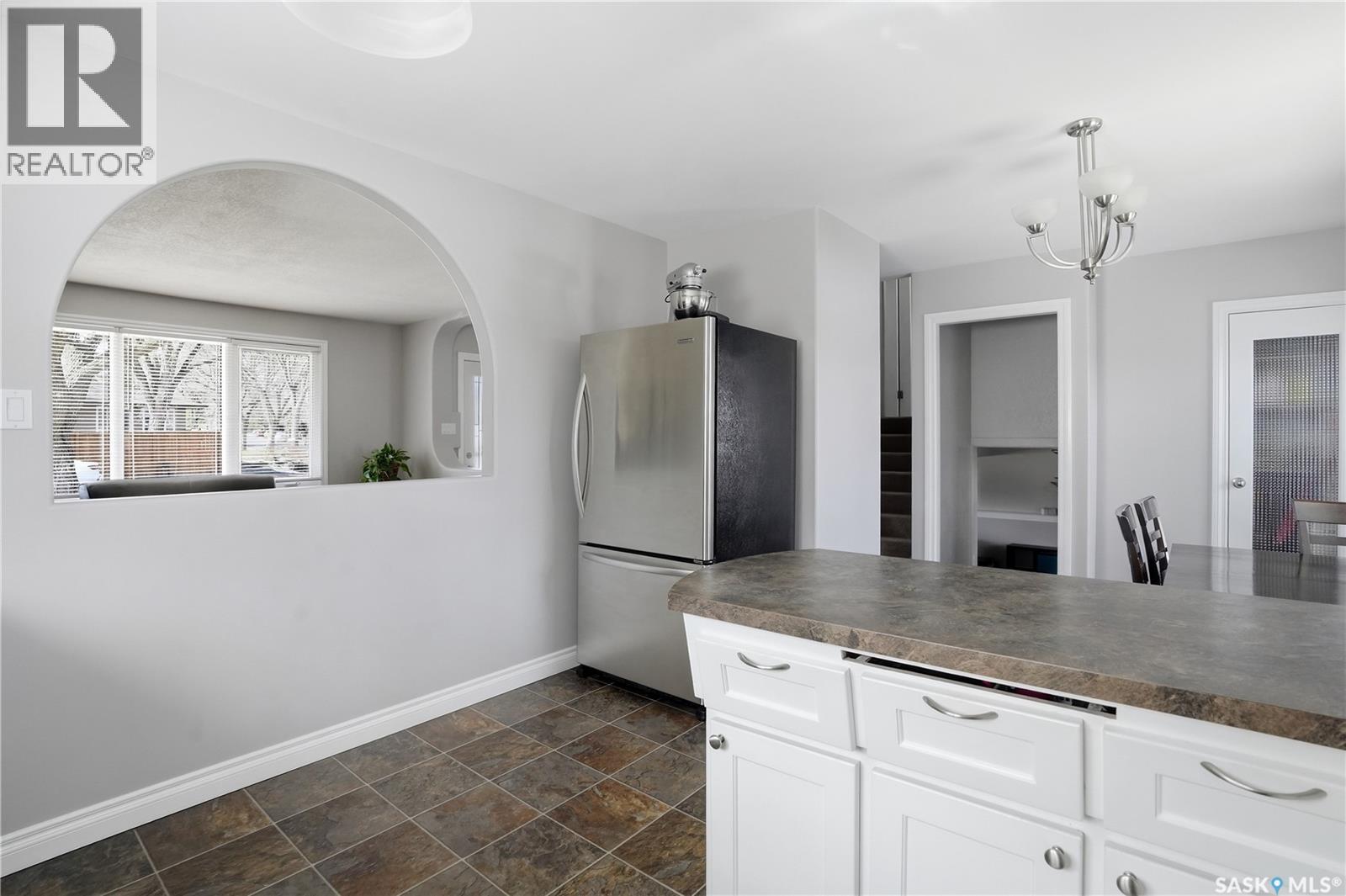 115 Stapleford Crescent, Regina, Saskatchewan  S4R 4S8 - Photo 14 - SK035394