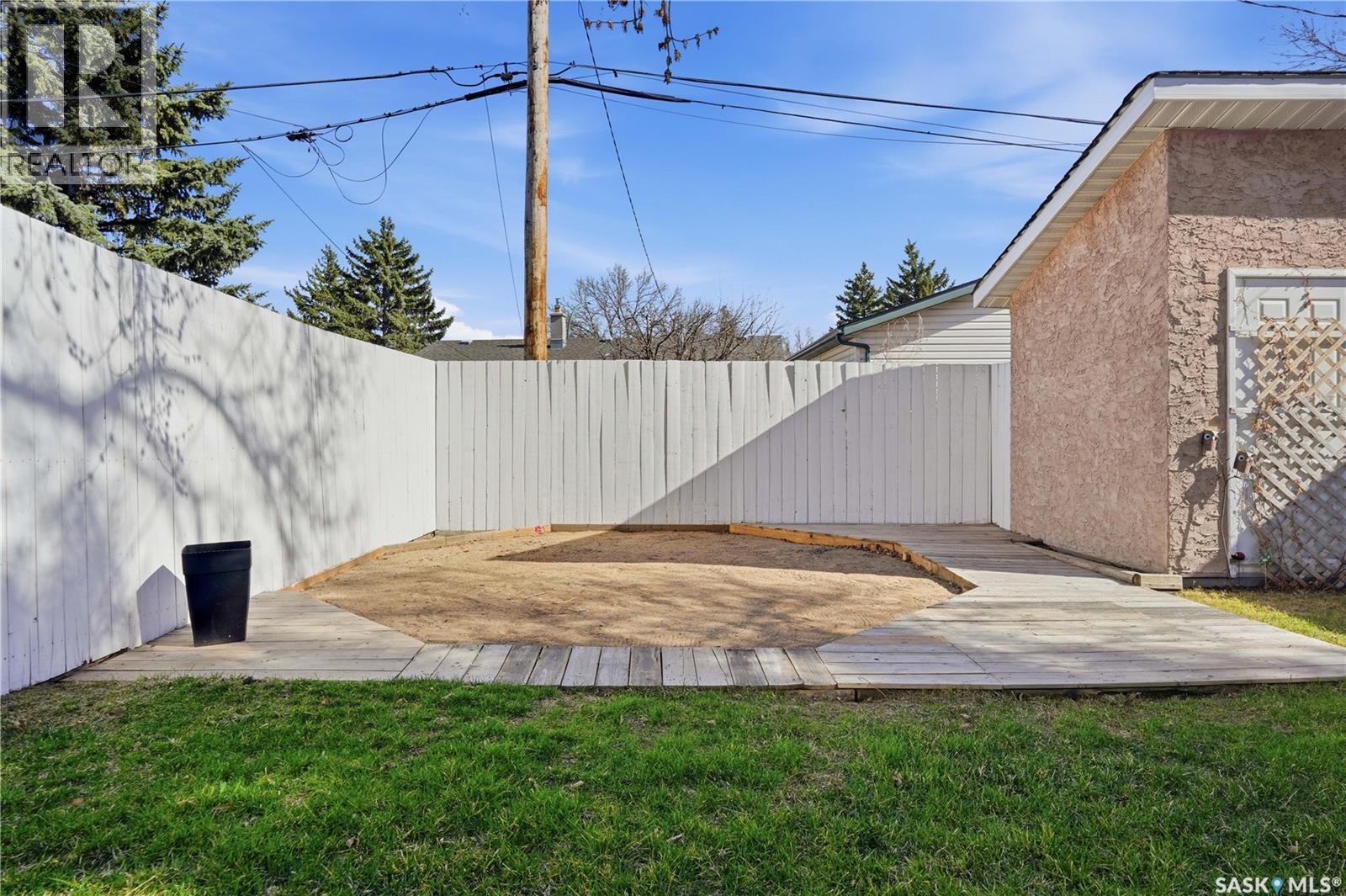 115 Stapleford Crescent, Regina, Saskatchewan  S4R 4S8 - Photo 37 - SK035394