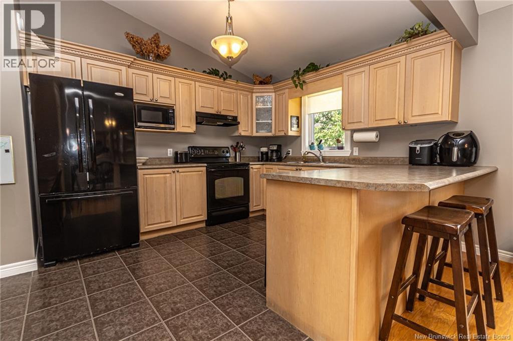10 Jolyn Crescent, Fredericton, New Brunswick  E3A 0P8 - Photo 7 - NB139129