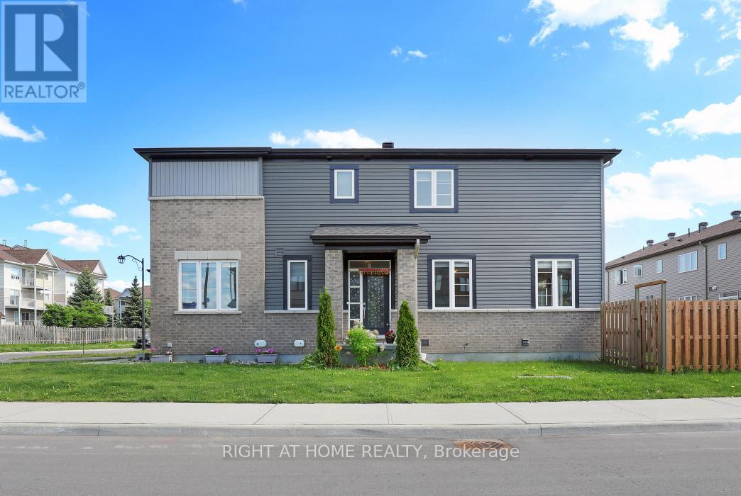 900 SERRANO STREET, Ottawa, Ontario