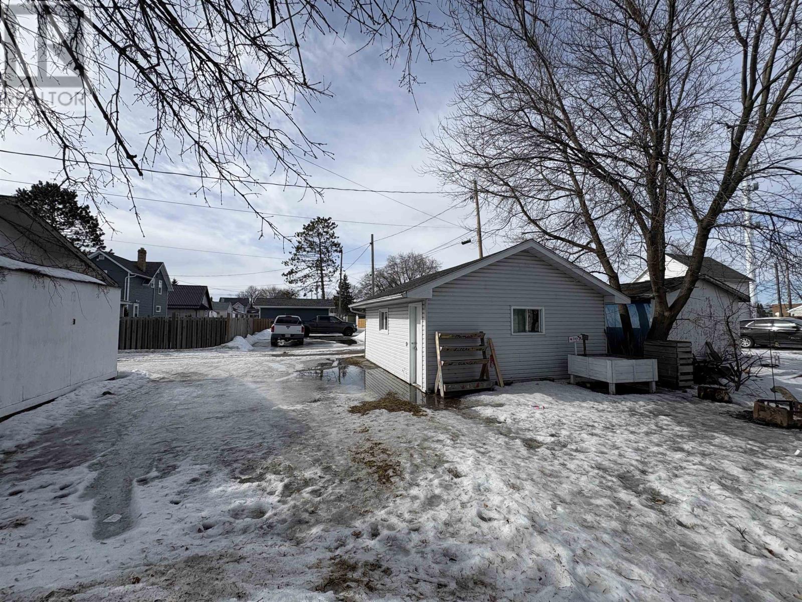 605 Crowe Ave, Fort Frances, Ontario  P9A 2L5 - Photo 31 - TB2600398