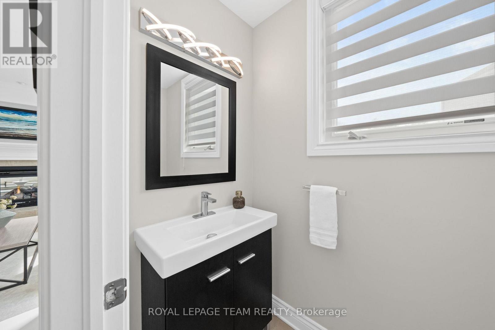 144 Whernside Terrace, Ottawa, Ontario  K2W 0C6 - Photo 23 - X12939580