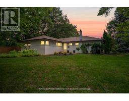 327 RIVER SIDE DRIVE, Oakville, Ontario