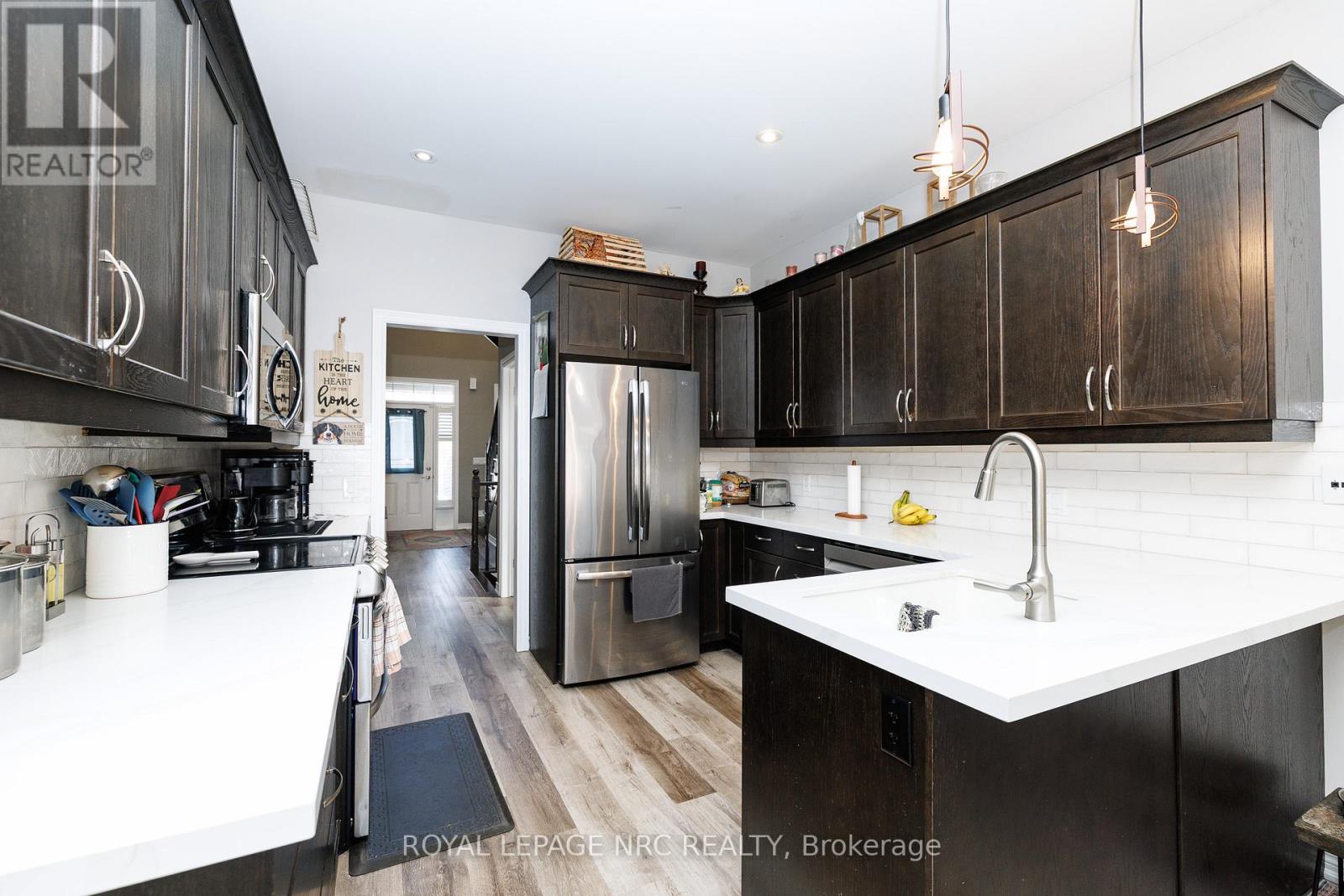 12 Wilfrid Laurier Crescent, St. Catharines, Ontario  L2P 0A4 - Photo 10 - X13110198