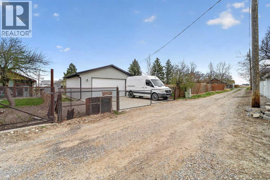 1220 43 Avenue N, Lethbridge, Alberta  T1H 6A9 - Photo 23 - A2307868