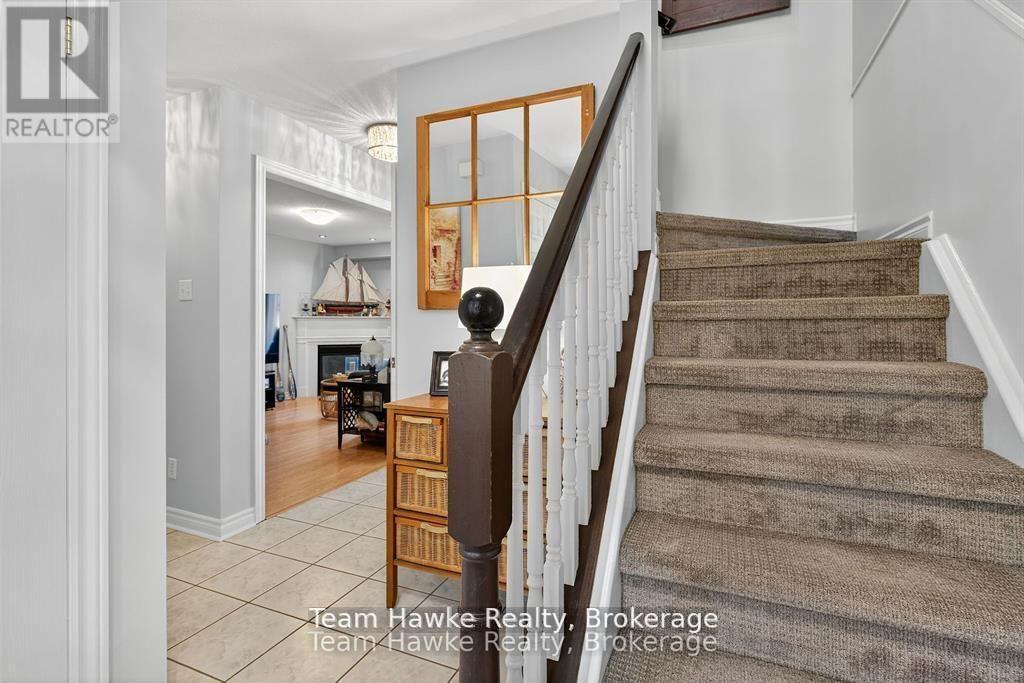 29 Boyd Crescent, Oro-Medonte, Ontario  L0K 1N0 - Photo 5 - S13110262
