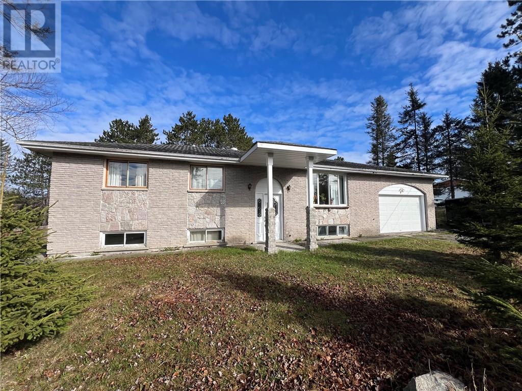 7 Spruce Street, Markstay, Ontario