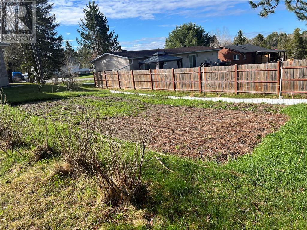7 Spruce Street, Markstay, Ontario  P0M 2G0 - Photo 20 - 2127631