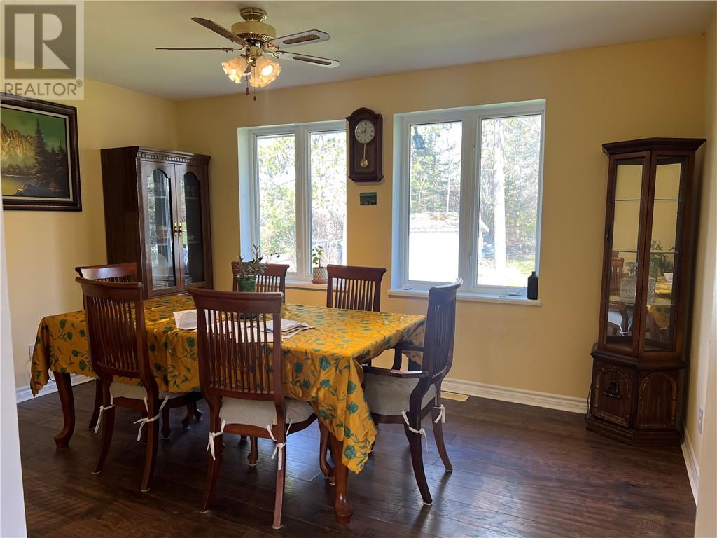 7 Spruce Street, Markstay, Ontario  P0M 2G0 - Photo 8 - 2127631