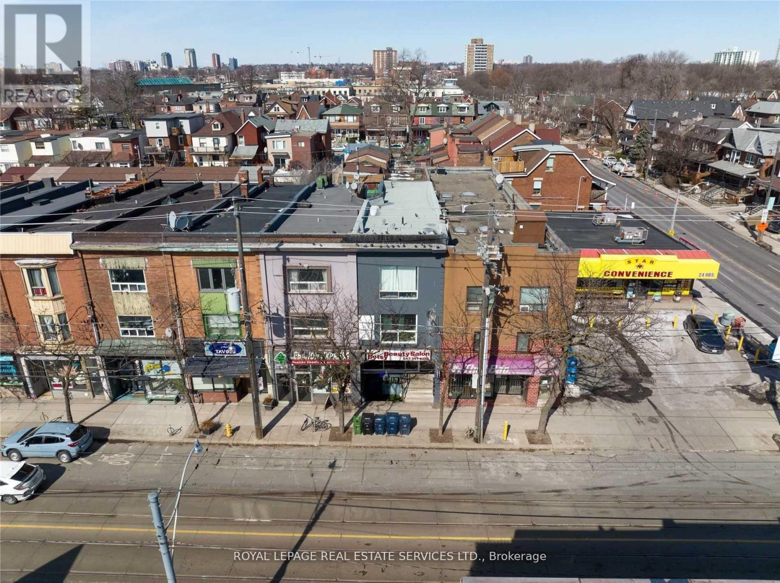 1116 College Street, Toronto, Ontario  M6H 1B5 - Photo 4 - C13110170