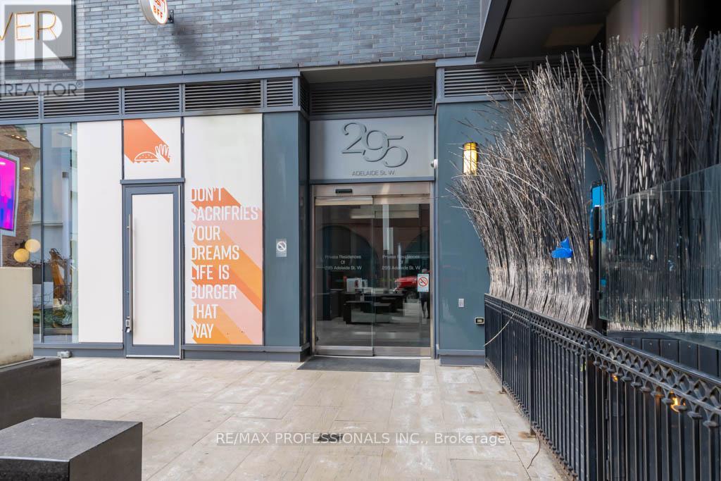 415 - 295 Adelaide Street W, Toronto, Ontario  M5V 1P7 - Photo 3 - C13110202