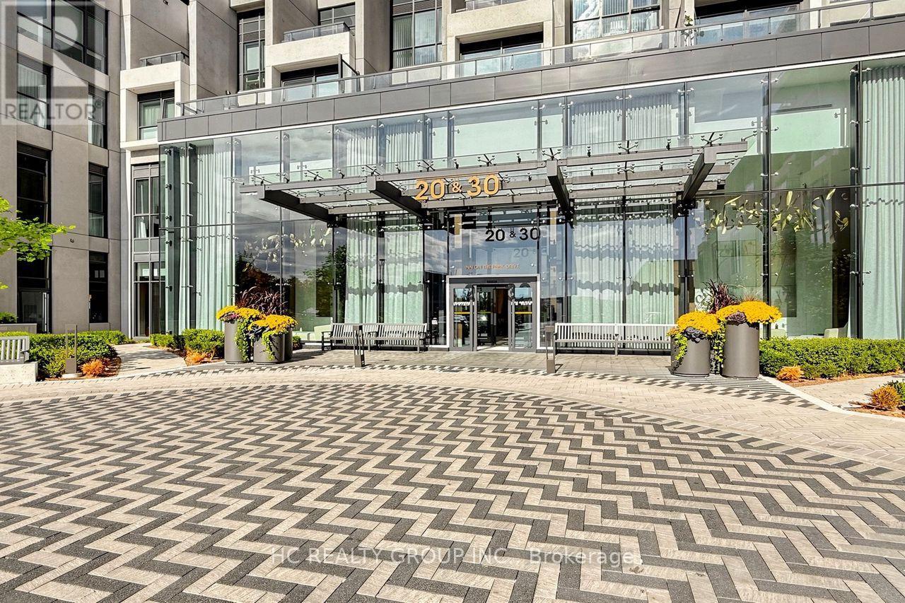 215 - 30 Inn On The Park Drive, Toronto, Ontario  M3C 0P7 - Photo 2 - C13110206