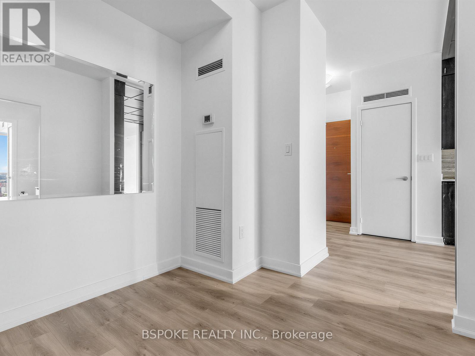 Ph16 - 15 Iceboat Terrace, Toronto, Ontario  M5V 4A5 - Photo 12 - C13110208
