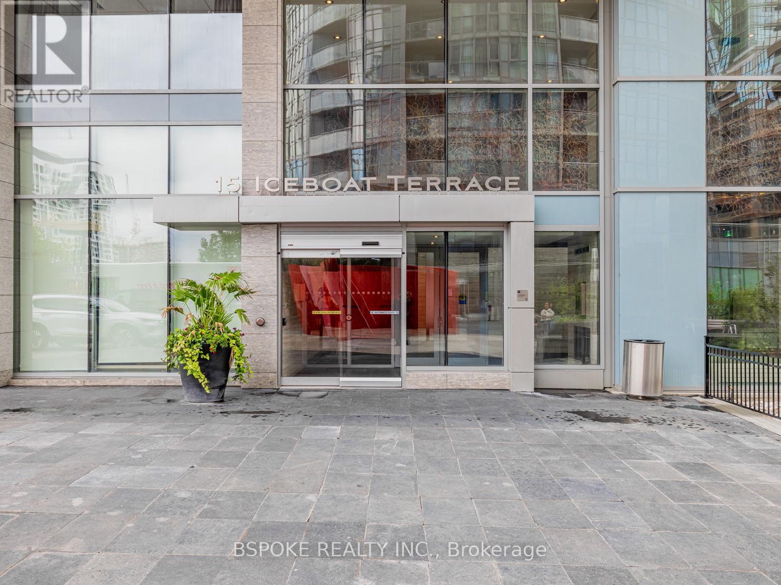 Ph16 - 15 Iceboat Terrace, Toronto, Ontario  M5V 4A5 - Photo 20 - C13110208