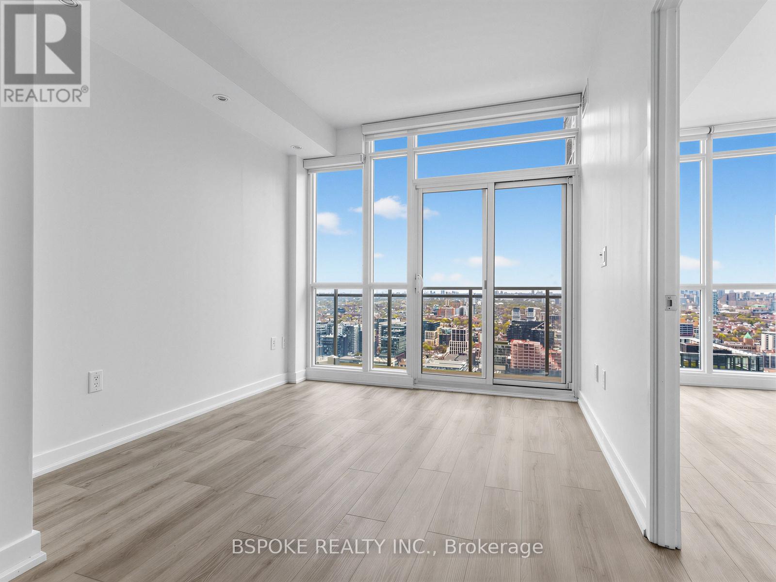 Ph16 - 15 Iceboat Terrace, Toronto, Ontario  M5V 4A5 - Photo 4 - C13110208
