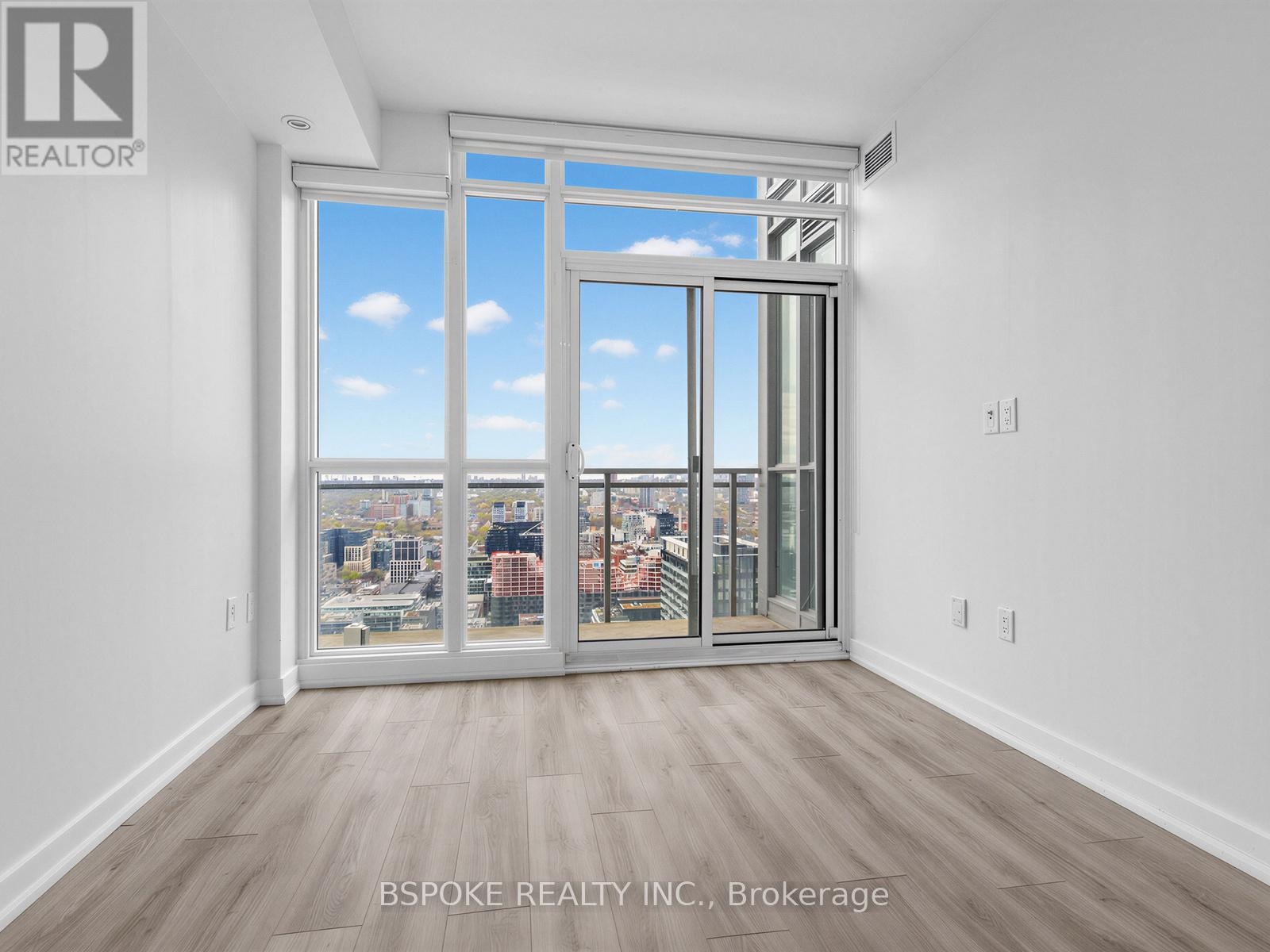 Ph16 - 15 Iceboat Terrace, Toronto, Ontario  M5V 4A5 - Photo 5 - C13110208