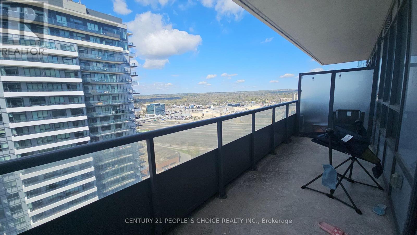 2505 - 1455 Celebration Drive, Pickering, Ontario  L1W 0C3 - Photo 12 - E13110128