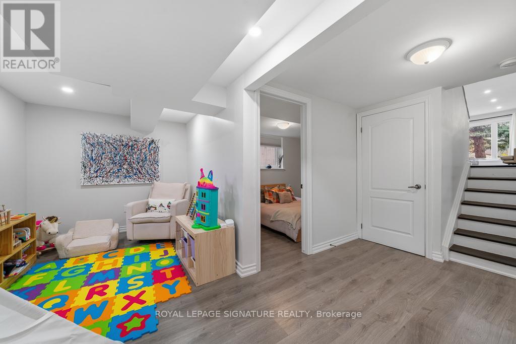 33 Coltman Crescent, Toronto, Ontario  M1B 2A3 - Photo 21 - E13110130