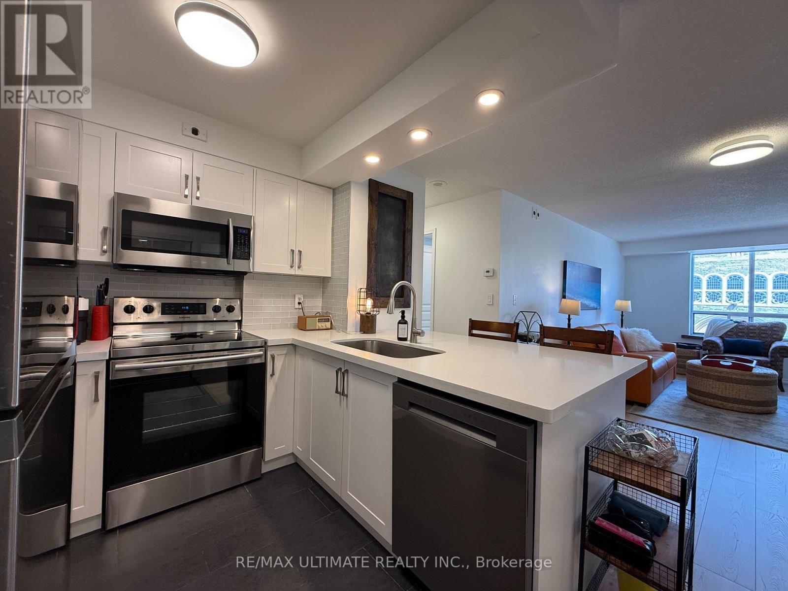 312 - 1765 Queen Street E, Toronto, Ontario  M4L 3Z2 - Photo 2 - E13110158