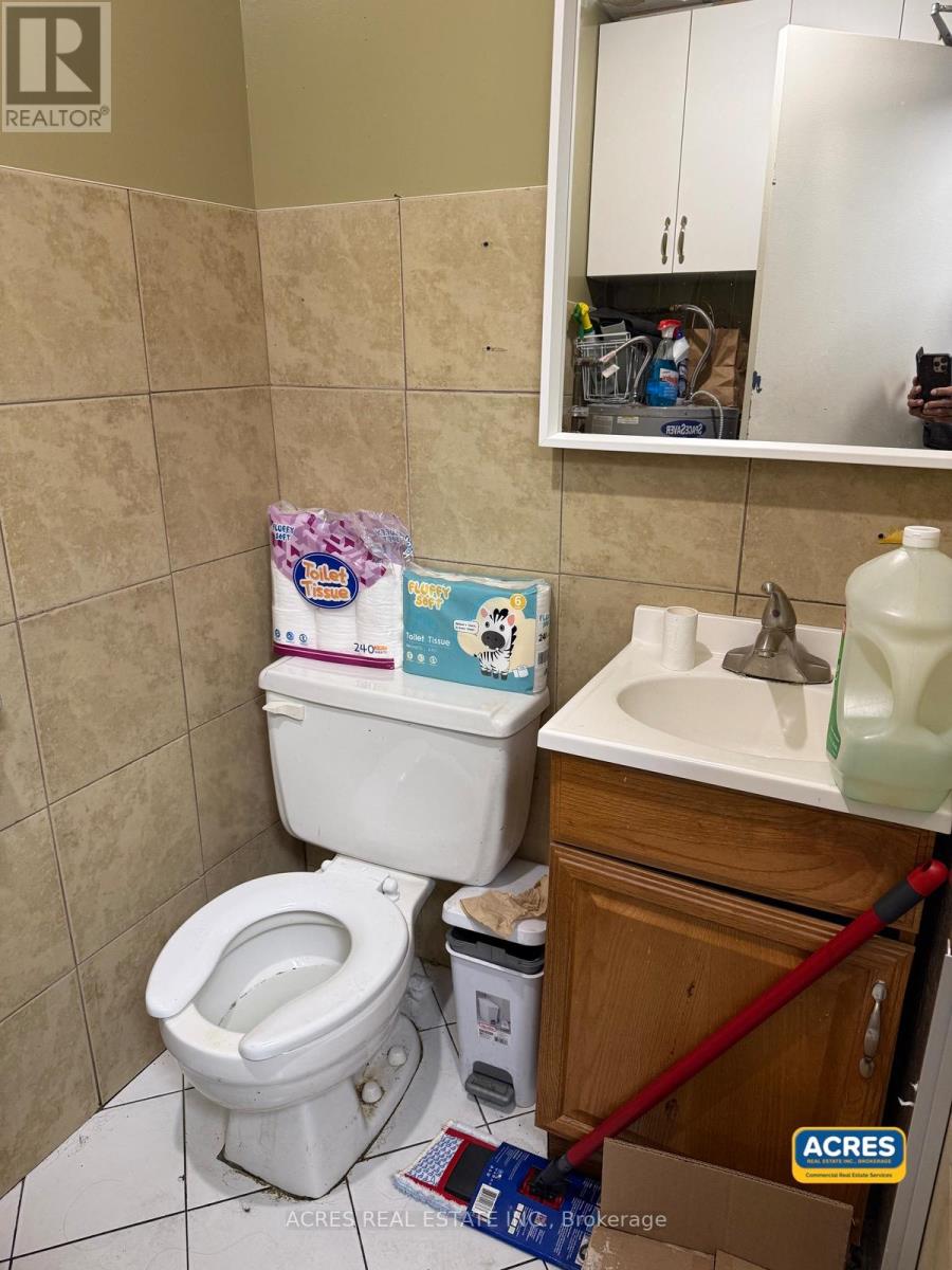 02 - 860 North Park Drive, Brampton, Ontario  L6S 4N5 - Photo 28 - W13043878