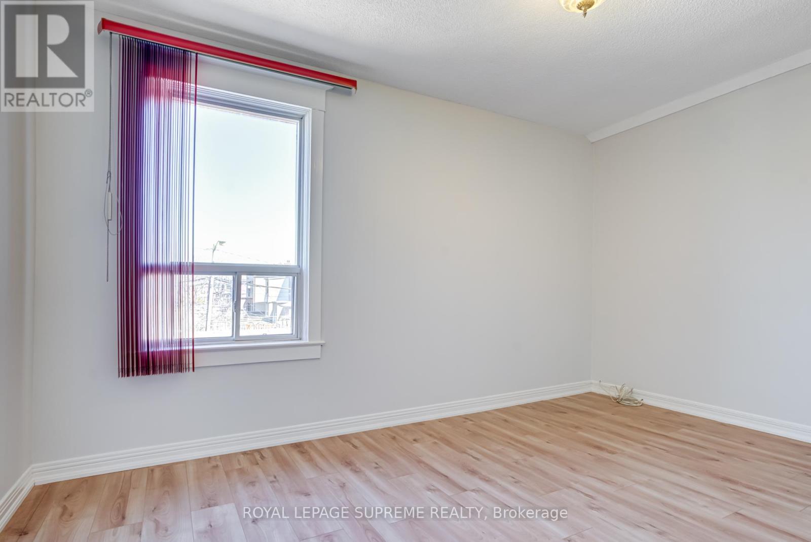 Upper - 160 Shanly Street, Toronto, Ontario  M6H 1S9 - Photo 18 - W13095448