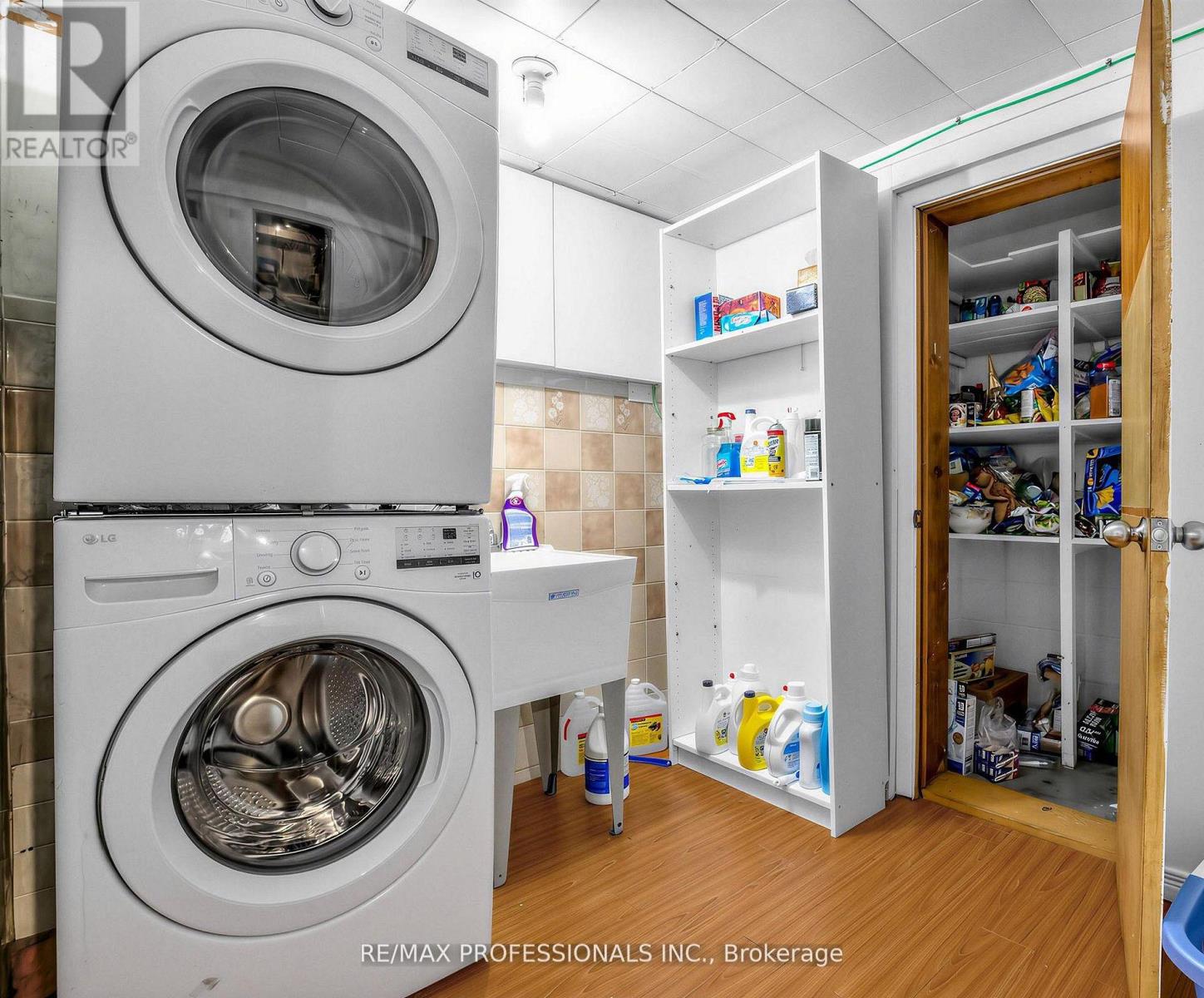 47 Claymore Drive, Toronto, Ontario  M8Z 2S3 - Photo 23 - W13107334