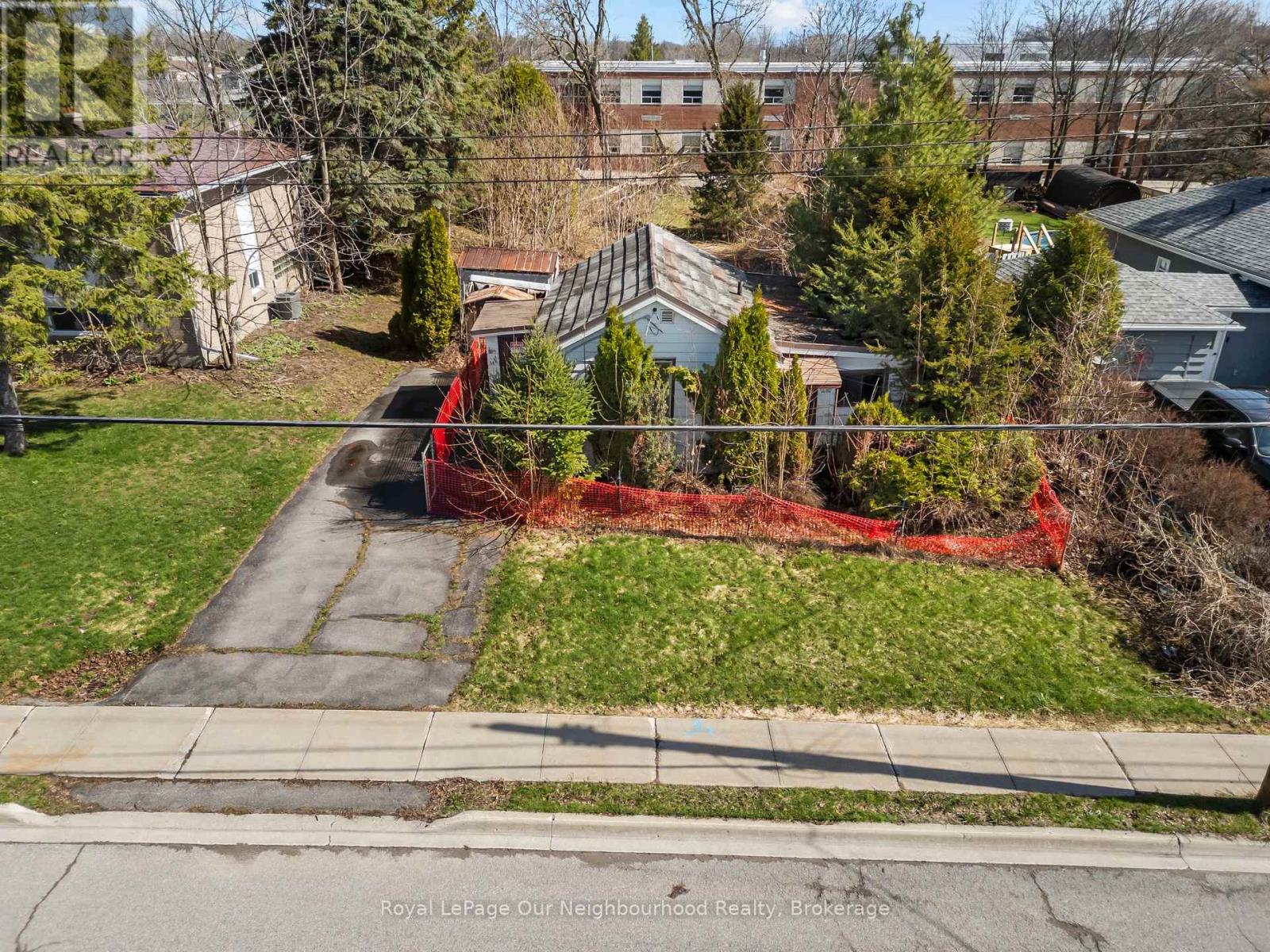 54 PAUL STREET, Prince Edward County, Ontario