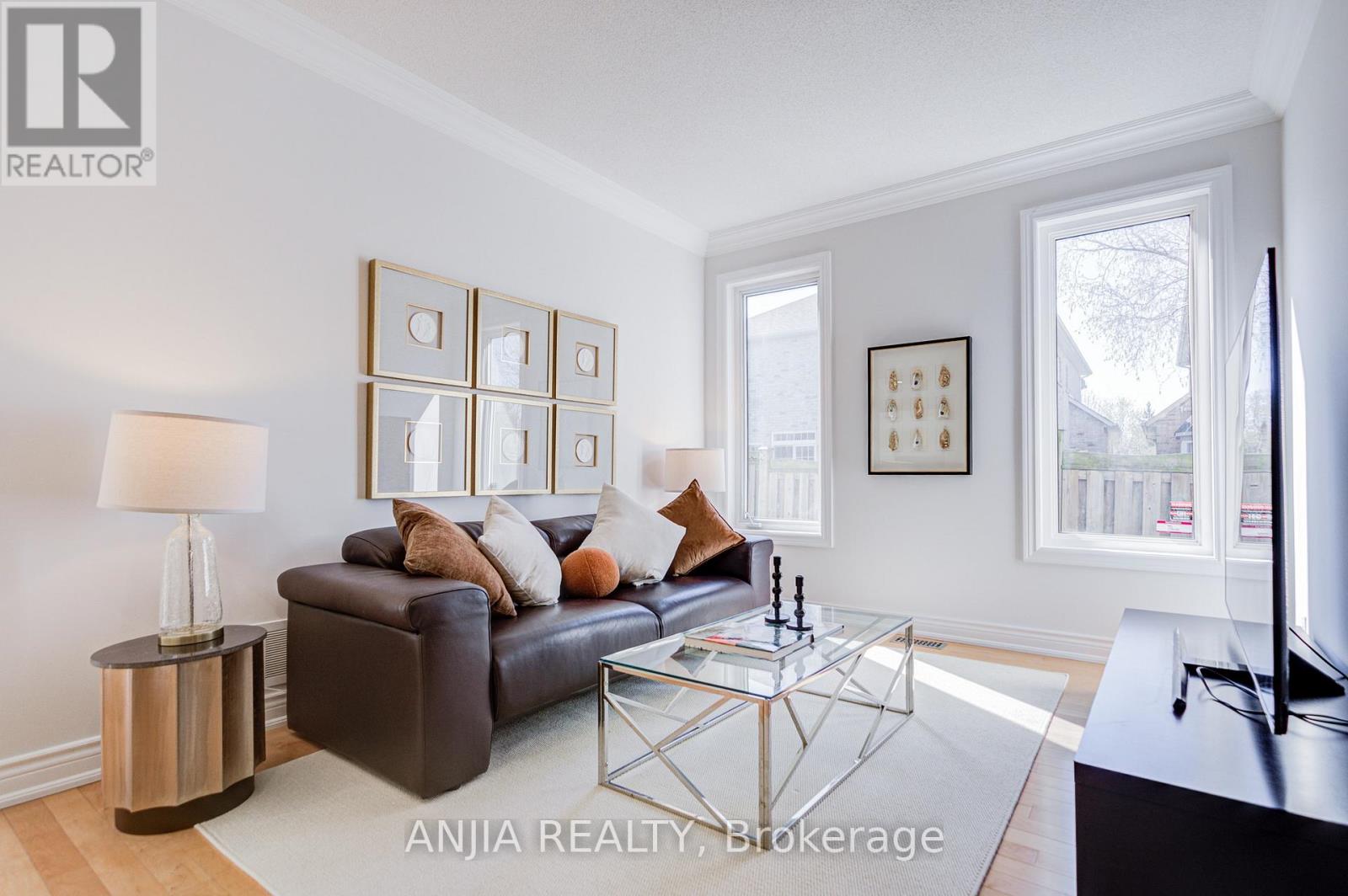 78 Hollylane Drive, Markham, Ontario  L6C 2J8 - Photo 10 - N13110078