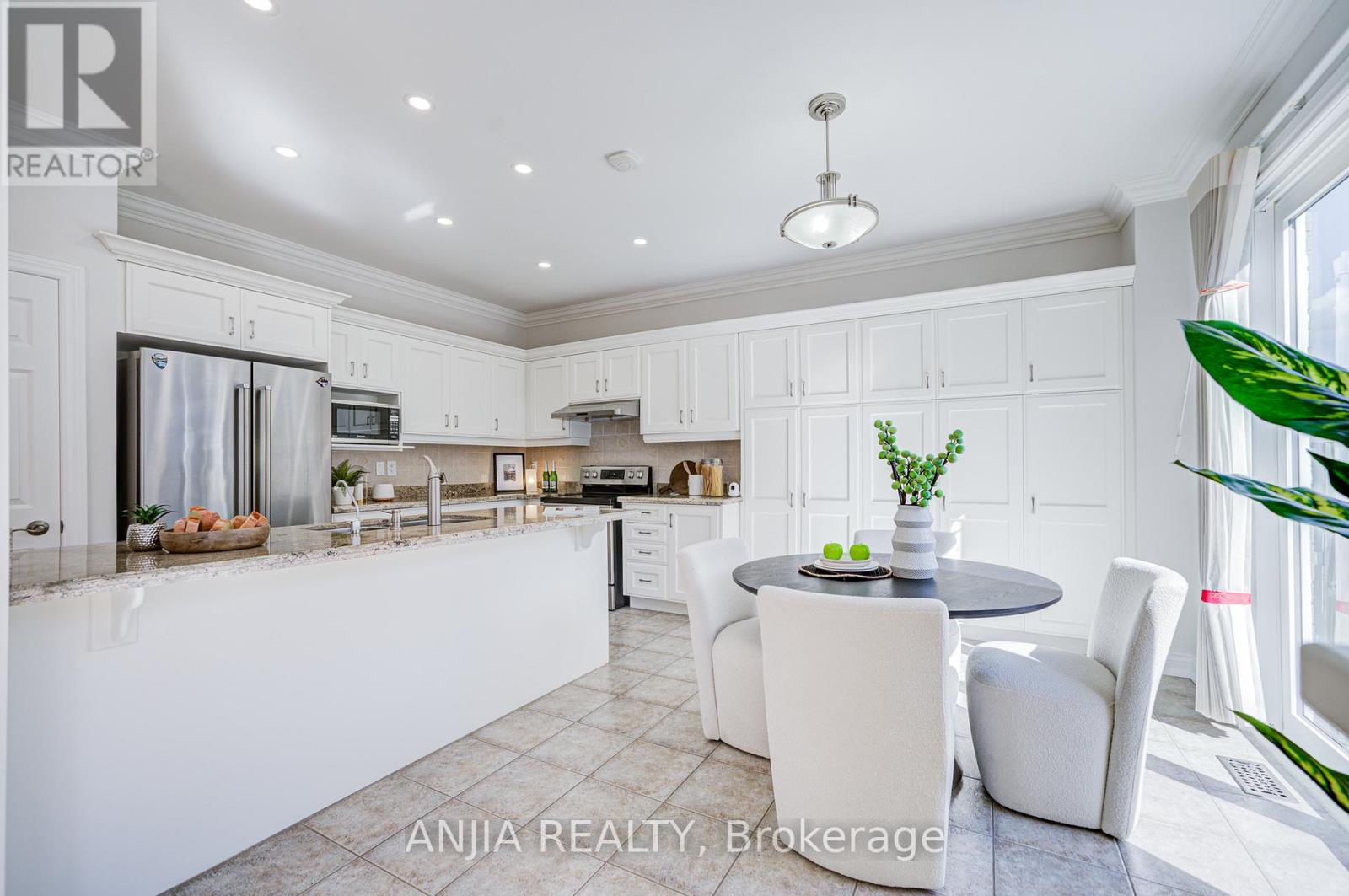 78 Hollylane Drive, Markham, Ontario  L6C 2J8 - Photo 17 - N13110078
