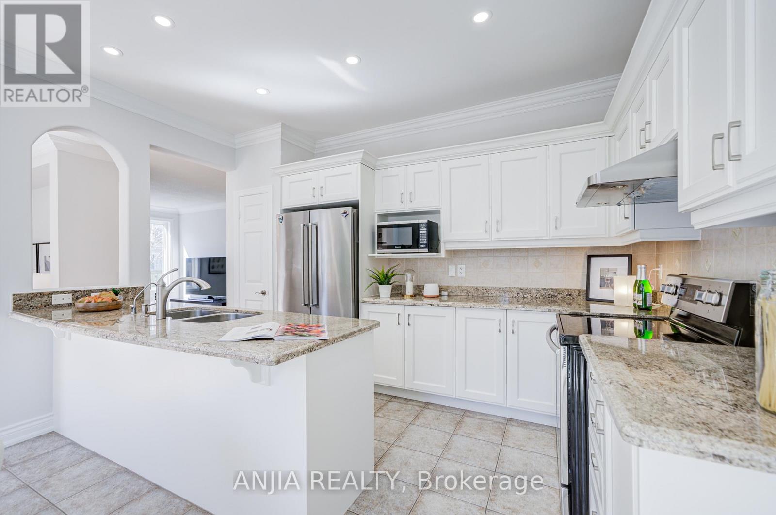 78 Hollylane Drive, Markham, Ontario  L6C 2J8 - Photo 19 - N13110078