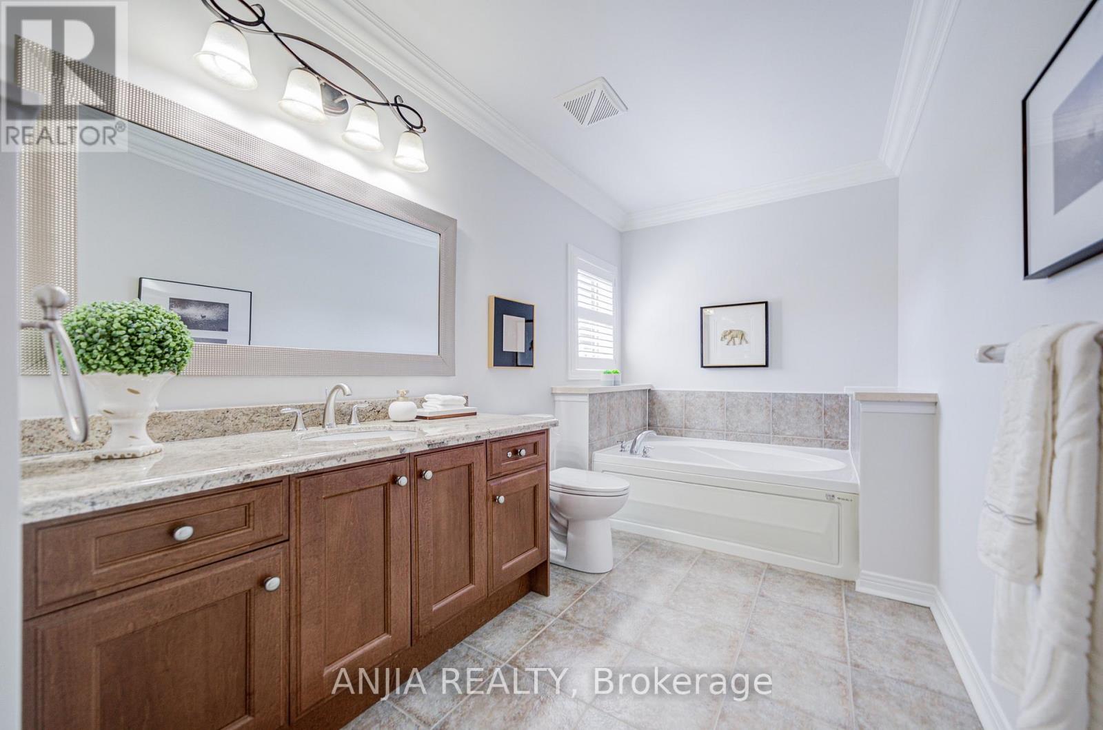 78 Hollylane Drive, Markham, Ontario  L6C 2J8 - Photo 31 - N13110078