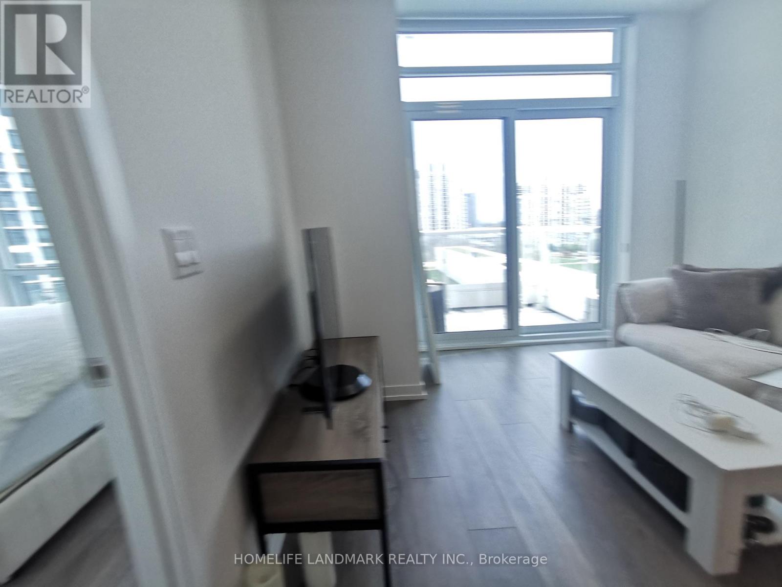 1008 - 8 Beverley Glen Boulevard, Vaughan, Ontario  L4J 0L5 - Photo 4 - N13110190
