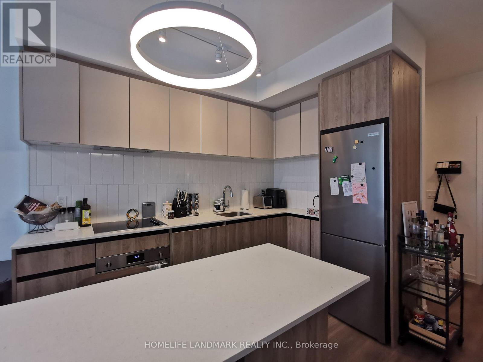 1008 - 8 Beverley Glen Boulevard, Vaughan, Ontario  L4J 0L5 - Photo 5 - N13110190