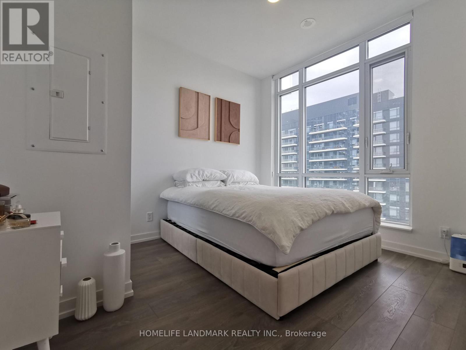 1008 - 8 Beverley Glen Boulevard, Vaughan, Ontario  L4J 0L5 - Photo 6 - N13110190