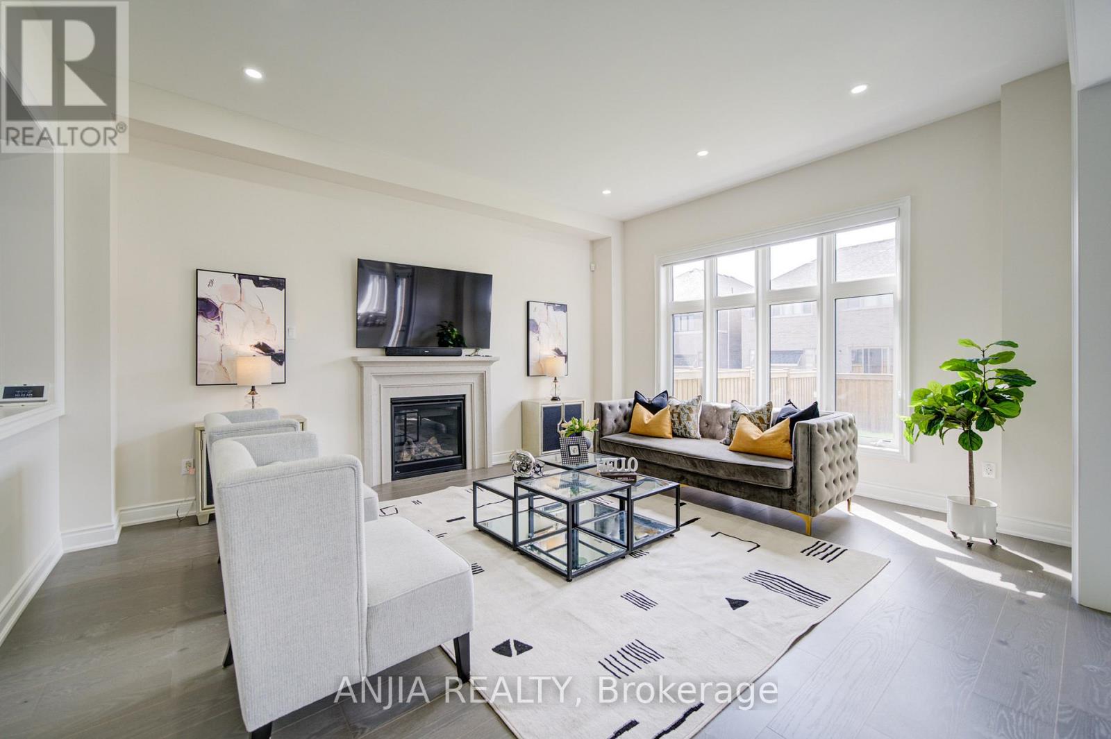 23 Hearthwood Gate, Whitchurch-Stouffville, Ontario  L4A 4X1 - Photo 14 - N13110204