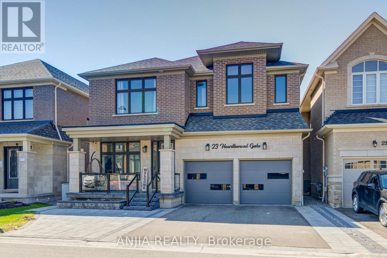 23 Hearthwood Gate, Whitchurch-Stouffville, Ontario  L4A 4X1 - Photo 2 - N13110204
