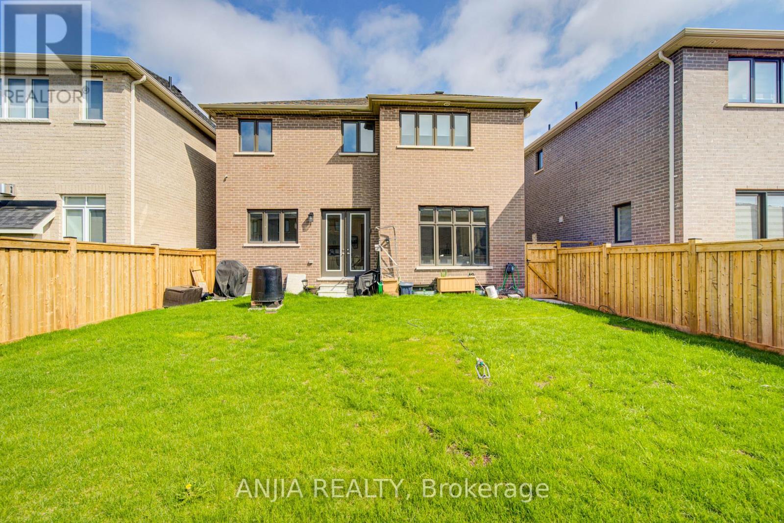 23 Hearthwood Gate, Whitchurch-Stouffville, Ontario  L4A 4X1 - Photo 43 - N13110204
