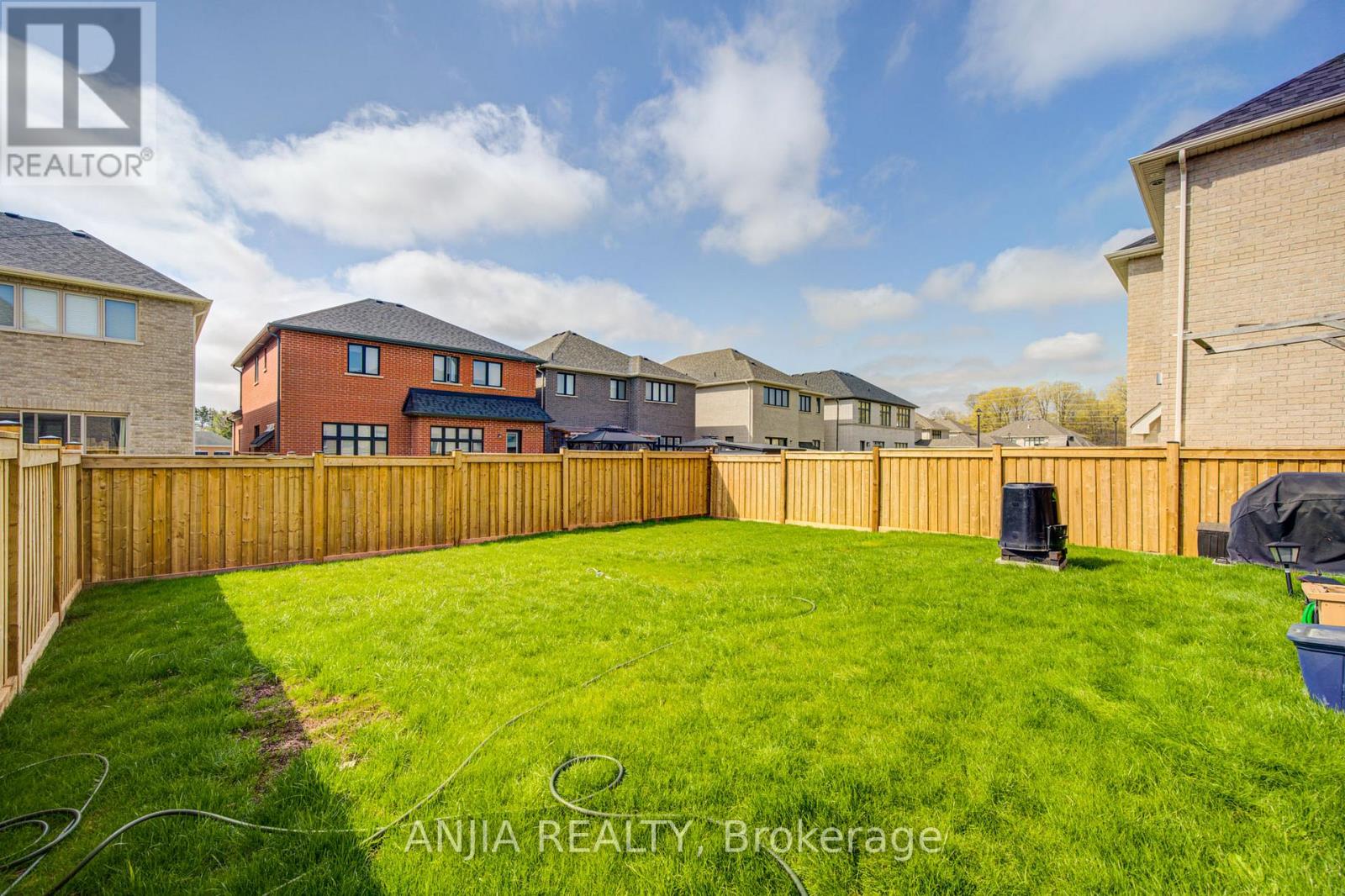 23 Hearthwood Gate, Whitchurch-Stouffville, Ontario  L4A 4X1 - Photo 44 - N13110204